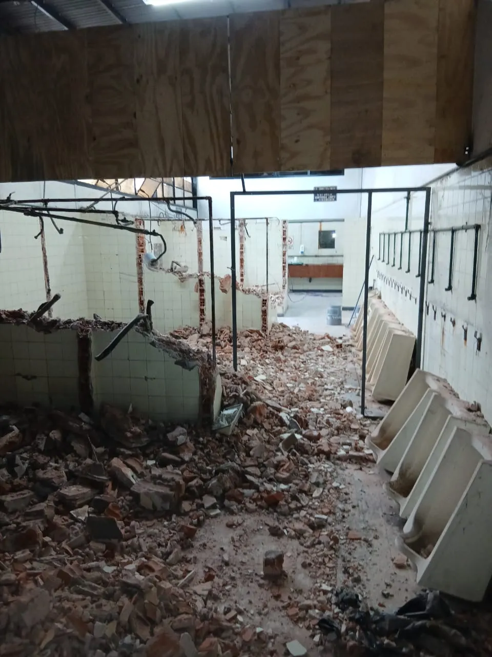 Vestuarios - Stellantis - Imagen 3