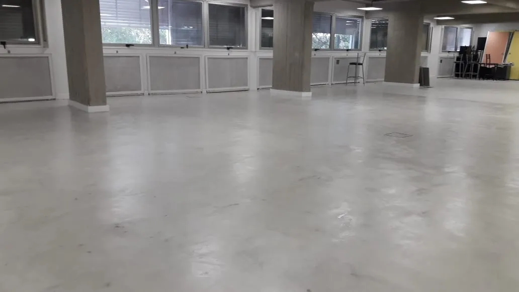 Office Roca - Imagen 7