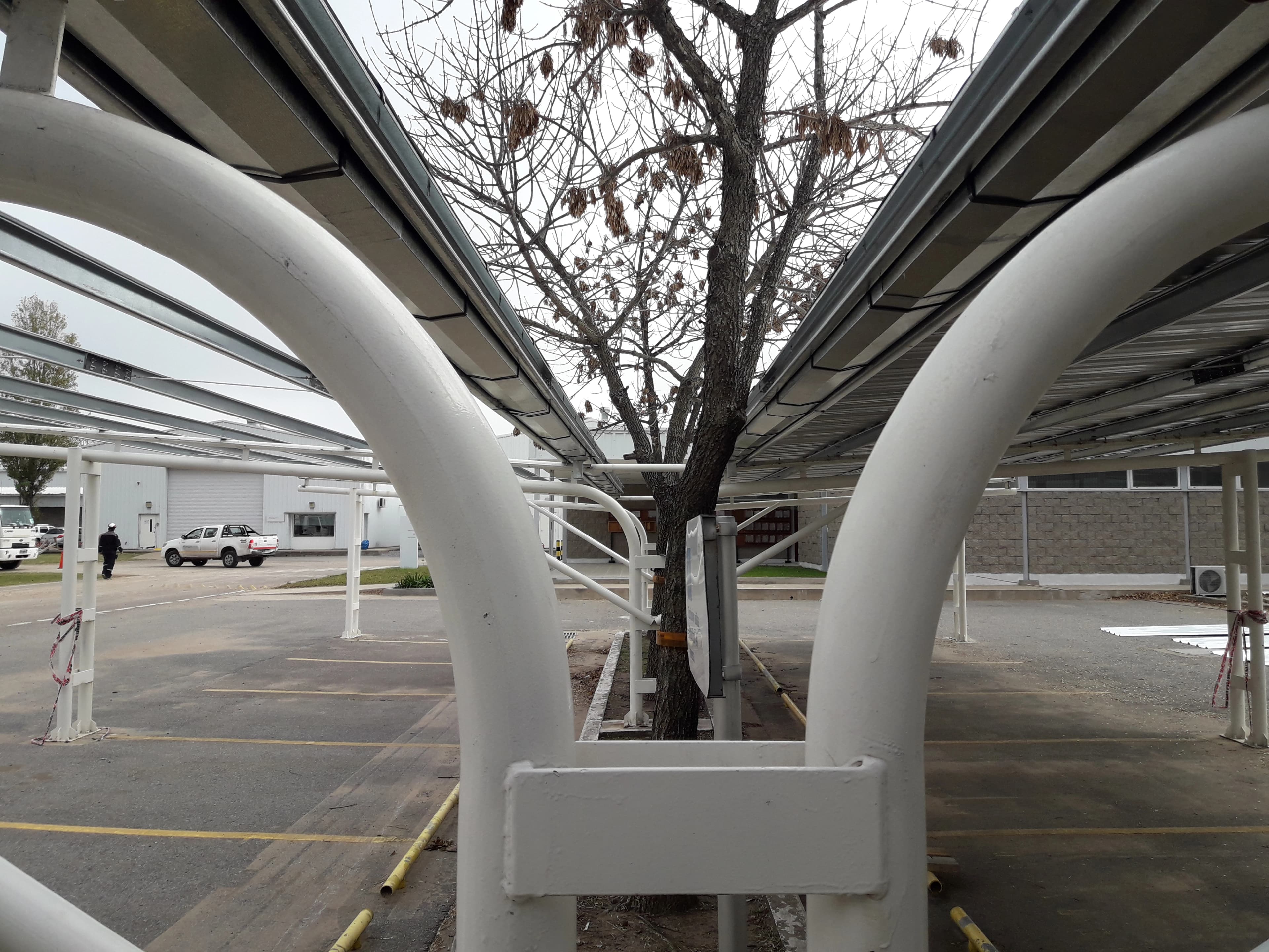 Cubiertas de Estacionamiento - Pampa Energía - Imagen 4